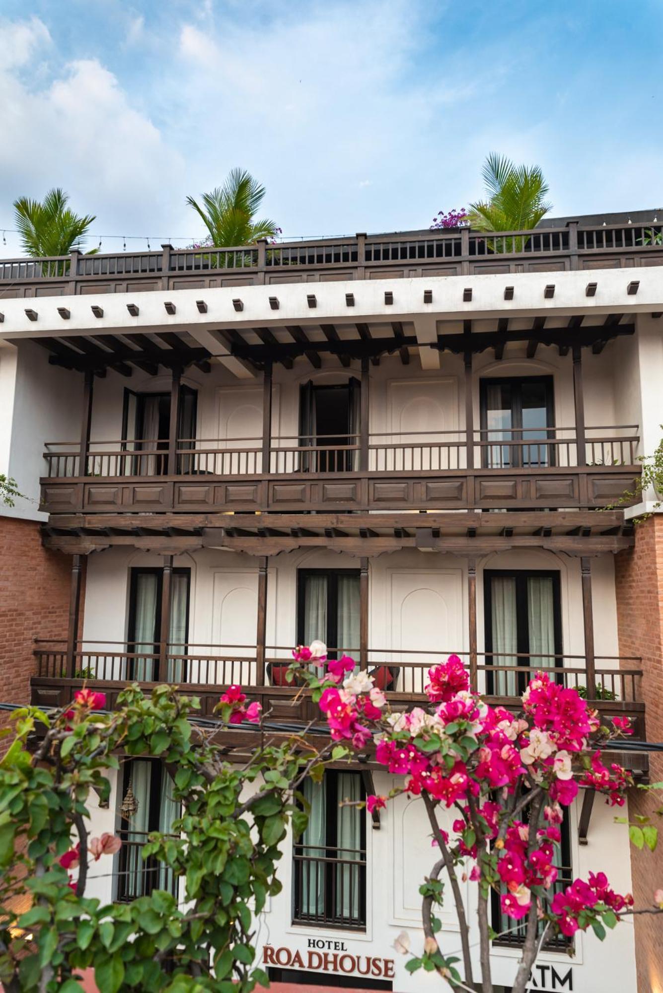 Hotel Roadhouse, Thamel, Kathmandu- Contemporary Boutique Extérieur photo