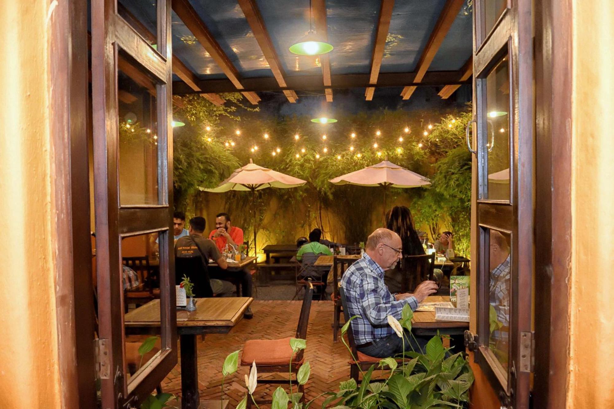 Hotel Roadhouse, Thamel, Kathmandu- Contemporary Boutique Extérieur photo